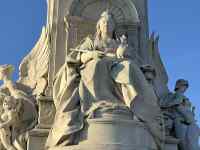 �R��, �ߗ�, �j, ���� ���܂܂�Ă���摜

AI �����R���e���c�͌����܂މ\��������܂��B