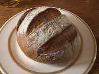 �M, �e�[�u��, ����, �J�b�v ���܂܂�Ă���摜

AI �����R���e���c�͌����܂މ\��������܂��B