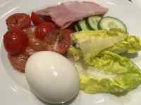 �M�̏�̐H�ו�

AI �����R���e���c�͌����܂މ\��������܂��B