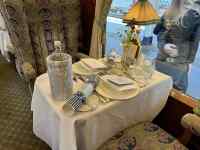 ����, �e�[�u��, �֎q, ���� ���܂܂�Ă���摜

AI �����R���e���c�͌����܂މ\��������܂��B