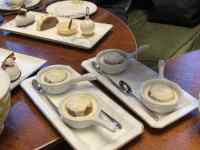 �e�[�u��, ����, �Z�b�g, �Â� ���܂܂�Ă���摜

AI �����R���e���c�͌����܂މ\��������܂��B