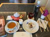 ����, �e�[�u��, �J�b�v, �M ���܂܂�Ă���摜

AI �����R���e���c�͌����܂މ\��������܂��B