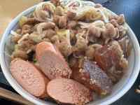 �{�E���ɐ���ꂽ�H�ו�

AI �����R���e���c�͌����܂މ\��������܂��B