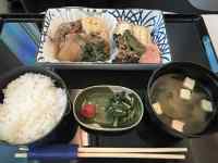 �t���C�p���̒��̐H�ו�

AI �����R���e���c�͌����܂މ\��������܂��B