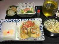 �g���C�̏�ɂ��邢���ȗ���

AI �����R���e���c�͌����܂މ\��������܂��B