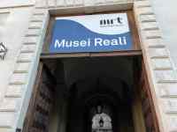 �ǂɊ|����ꂽ�Ŕ�

AI �����R���e���c�͌����܂މ\��������܂��B