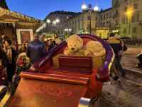 ����, ���O, �Â�, ���� ���܂܂�Ă���摜

AI �����R���e���c�͌����܂މ\��������܂��B