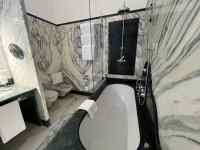 ����, ����, ������, ���� ���܂܂�Ă���摜

AI �����R���e���c�͌����܂މ\��������܂��B