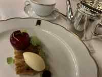 �M�̏�̐H�ו�

AI �����R���e���c�͌����܂މ\��������܂��B