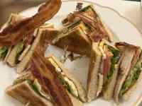 �X�i�b�N, �T���h�C�b�`, �H�i ���܂܂�Ă���摜

AI �����R���e���c�͌����܂މ\��������܂��B