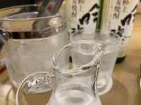 �e�[�u��, �J�b�v, ���K�l, �����ς� ���܂܂�Ă���摜

AI �����R���e���c�͌����܂މ\��������܂��B