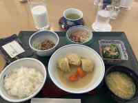 �e�[�u���ɒu���Ă���l�X�ȗ���

AI �����R���e���c�͌����܂މ\��������܂��B