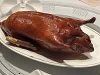 �M, �H�i, �e�[�u��, ���� ���܂܂�Ă���摜

AI �����R���e���c�͌����܂މ\��������܂��B