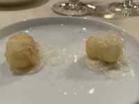 �M�̏�̃f�U�[�g

AI �����R���e���c�͌����܂މ\��������܂��B