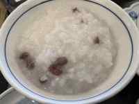 �H�i, ����, �e�[�u��, ���� ���܂܂�Ă���摜

AI �����R���e���c�͌����܂މ\��������܂��B