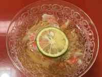 �e�[�u���̏�ɂ���X�[�v

AI �����R���e���c�͌����܂މ\��������܂��B