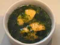 �{�E���̒��ɓ����Ă���X�[�v

AI �����R���e���c�͌����܂މ\��������܂��B