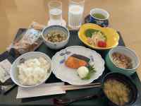 �e�[�u���ɒu���Ă���l�X�ȗ���

AI �����R���e���c�͌����܂މ\��������܂��B