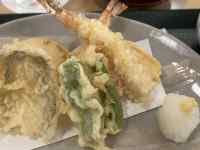 �M�̏�̐H�ו�

AI �����R���e���c�͌����܂މ\��������܂��B