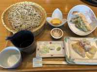 �e�[�u���̏�ɂ��邢���ȐH�ו�

AI �����R���e���c�͌����܂މ\��������܂��B