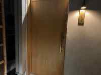 �①��, �h�A, ����, �~���[ ���܂܂�Ă���摜

AI �����R���e���c�͌����܂މ\��������܂��B