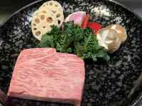 �H�i, �T���_, ���� ���܂܂�Ă���摜

AI �����R���e���c�͌����܂މ\��������܂��B