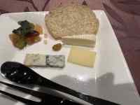 �e�[�u��, �i�C�t, �H�i ���܂܂�Ă���摜

AI �����R���e���c�͌����܂މ\��������܂��B