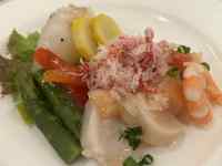 �M�̏�̓��Ɩ�؂̗���

AI �����R���e���c�͌����܂މ\��������܂��B