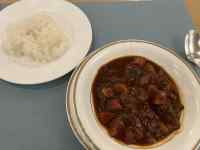 �M�̏�ɂ���X�[�v

AI �����R���e���c�͌����܂މ\��������܂��B