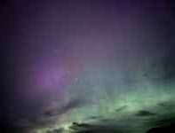 ���Ɍ����Ă��鐯�̊G

AI �����R���e���c�͌����܂މ\��������܂��B