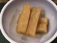 �H�i, �e�[�u��, �M, �{�E�� ���܂܂�Ă���摜

AI �����R���e���c�͌����܂މ\��������܂��B