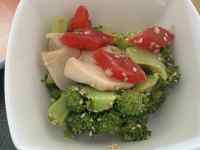 �M�̏�̃p�X�^�Ɩ�؂̗���

AI �����R���e���c�͌����܂މ\��������܂��B