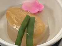 ����, �{�E��, �e�[�u��, �H�i ���܂܂�Ă���摜

AI �����R���e���c�͌����܂މ\��������܂��B