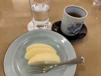 �M�̏�ɂ���R�[�q�[

AI �����R���e���c�͌����܂މ\��������܂��B