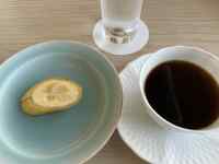 �M�̏�ɂ���R�[�q�[

AI �����R���e���c�͌����܂މ\��������܂��B