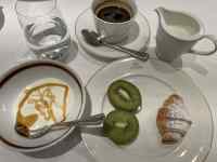 �h�[�i�c�ƃR�[�q�[

AI �����R���e���c�͌����܂މ\��������܂��B