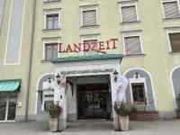 ����, ���O, �X�g���[�g, �t�����g ���܂܂�Ă���摜

AI �����R���e���c�͌����܂މ\��������܂��B