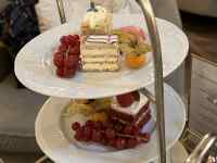 �M�̏�̐H�ו�

AI �����R���e���c�͌����܂މ\��������܂��B