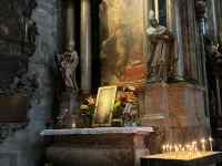 ����̒�

AI �����R���e���c�͌����܂މ\��������܂��B