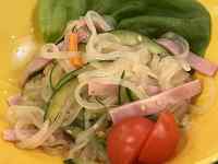 ���Ɩ�؂̃T���_

AI �����R���e���c�͌����܂މ\��������܂��B