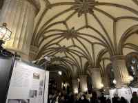 ����, �e�[�u�� ���܂܂�Ă���摜

AI �����R���e���c�͌����܂މ\��������܂��B