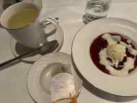 �e�[�u��, �M, ����, �H�i ���܂܂�Ă���摜

AI �����R���e���c�͌����܂މ\��������܂��B