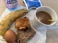 �T���h�C�b�`�ƃR�[�q�[

AI �����R���e���c�͌����܂މ\��������܂��B