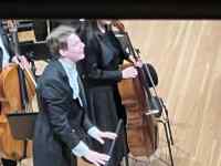 ����, ����, �j, �ו� ���܂܂�Ă���摜

AI �����R���e���c�͌����܂މ\��������܂��B