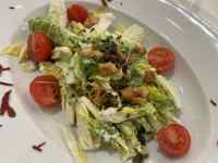 �M�̏�ɂ���T���_

AI �����R���e���c�͌����܂މ\��������܂��B