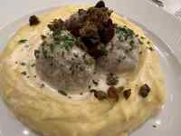 �M�̏�̐H�ו�

AI �����R���e���c�͌����܂މ\��������܂��B