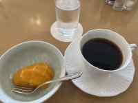 �M�̏�ɂ���R�[�q�[

AI �����R���e���c�͌����܂މ\��������܂��B