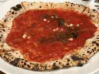 �M�̏�̃s�U

AI �����R���e���c�͌����܂މ\��������܂��B