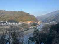 �Ⴊ�~�����R�̌i�F

AI �����R���e���c�͌����܂މ\��������܂��B