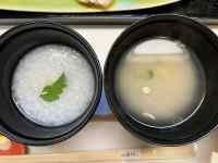 �J�b�v, �H�i, �R�[�q�[, ���� ���܂܂�Ă���摜

AI �����R���e���c�͌����܂މ\��������܂��B